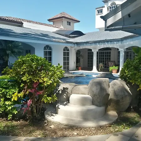 Alameda Cariari Boutique Hotel-3